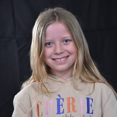 elya_elen_jost.jpg elya_elen_jost.jpg